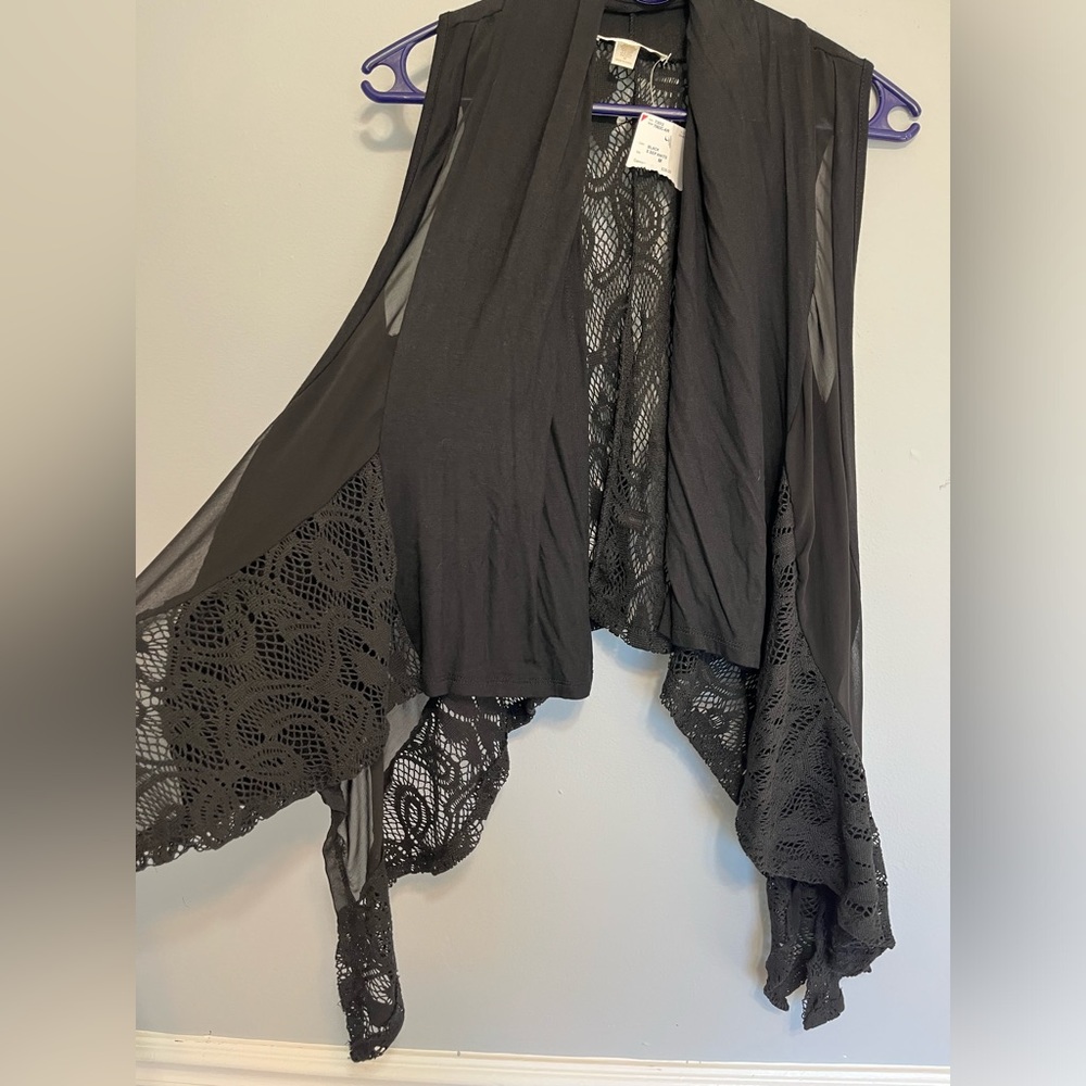 Medium NWT Maria Gabrielle Light Vest